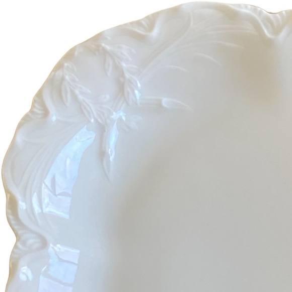 HAVILAND Vintage White Oval Platter With Scalloped Edge, Made in France - Picture 10 of 11